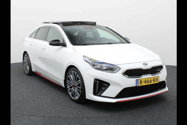 Kia ProCeed 1.6 T-GDI GT | Pano | Trekhaak afn. | Apple Carplay / Android | Memory Seats | Camera | Prijs Rijklaar!!