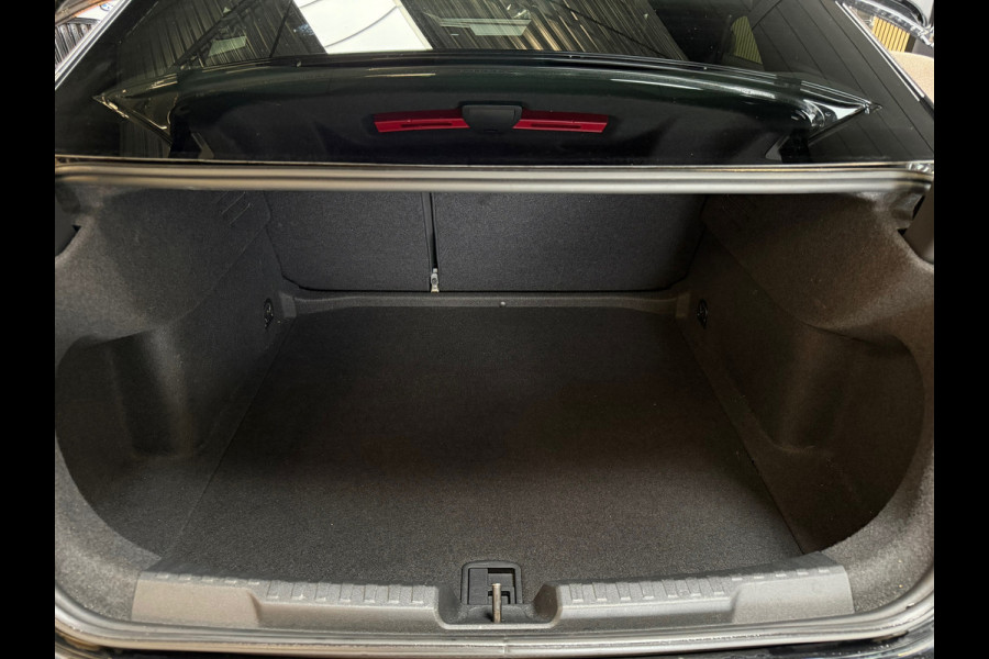 Audi A3 Limousine 30 TFSi 3X S-LINE|PANO|MATRIX LED|ACC|KEYLESS|NIGHTPAKKETCARPLAY|DEALER ONDERHOUDEN|SFEERVERLICHTING|NL AUTO|NAP