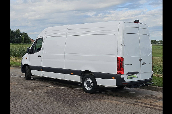 Mercedes-Benz Sprinter 317 1.9 CDI L3H2 Pro Cruise Control, Tacho, Airco, Pdc, Navi, Camera, Lane-assist, Stoelverwarming, Mbux10, Euro6, 170 PK