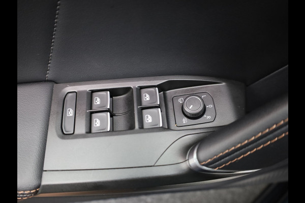CUPRA Formentor 1.4 e-Hybrid VZ Performance | NAVI | Adaptive Cruise | Camera | Elek. Klep | Schuif / Kanteldak | Prijs Rijklaar!!
