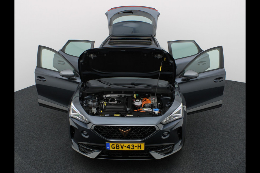 CUPRA Formentor 1.4 e-Hybrid VZ Performance | NAVI | Adaptive Cruise | Camera | Elek. Klep | Schuif / Kanteldak | Prijs Rijklaar!!