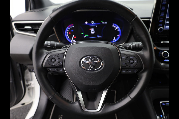 Toyota Corolla Touring Sports 2.0 Hybrid Dynamic | Apple Carplay / Android | Elek. Klep | Stoelverwarming | Prijs Rijklaar !!