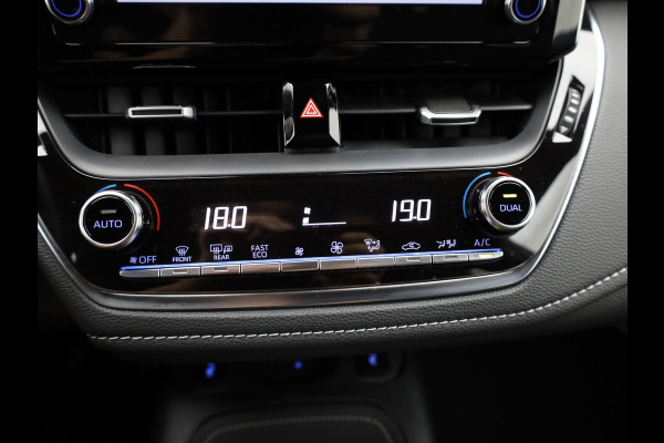 Toyota Corolla Touring Sports 2.0 Hybrid Dynamic | Apple Carplay / Android | Elek. Klep | Stoelverwarming | Prijs Rijklaar !!