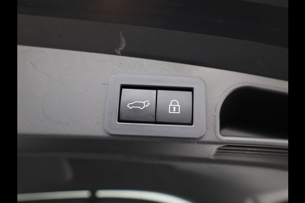 Toyota Corolla Touring Sports 2.0 Hybrid Dynamic | Apple Carplay / Android | Elek. Klep | Stoelverwarming | Prijs Rijklaar !!