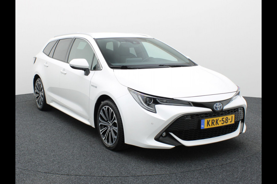 Toyota Corolla Touring Sports 2.0 Hybrid Dynamic | Apple Carplay / Android | Elek. Klep | Stoelverwarming | Prijs Rijklaar !!