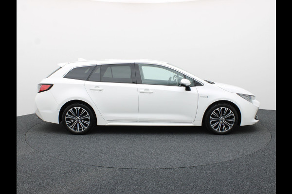 Toyota Corolla Touring Sports 2.0 Hybrid Dynamic | Apple Carplay / Android | Elek. Klep | Stoelverwarming | Prijs Rijklaar !!