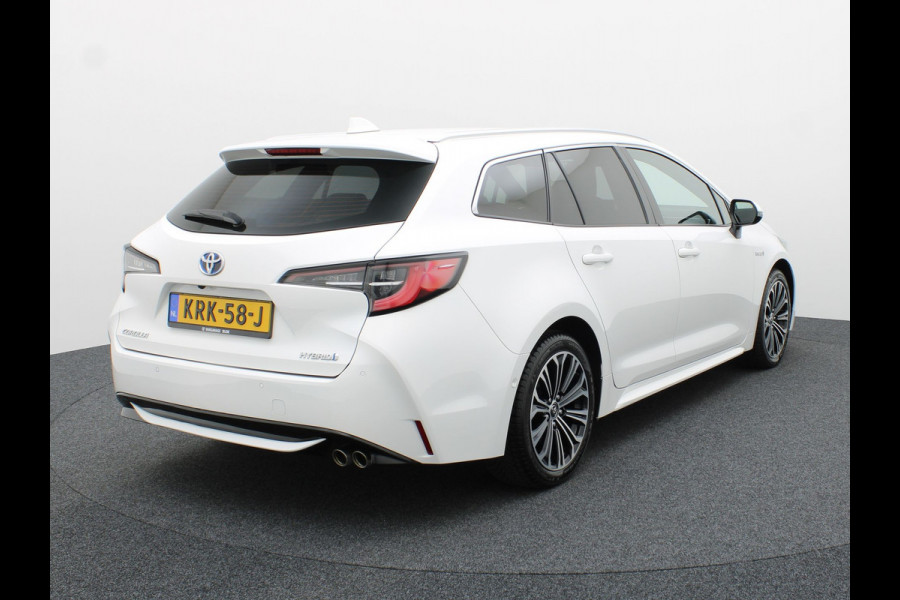 Toyota Corolla Touring Sports 2.0 Hybrid Dynamic | Apple Carplay / Android | Elek. Klep | Stoelverwarming | Prijs Rijklaar !!