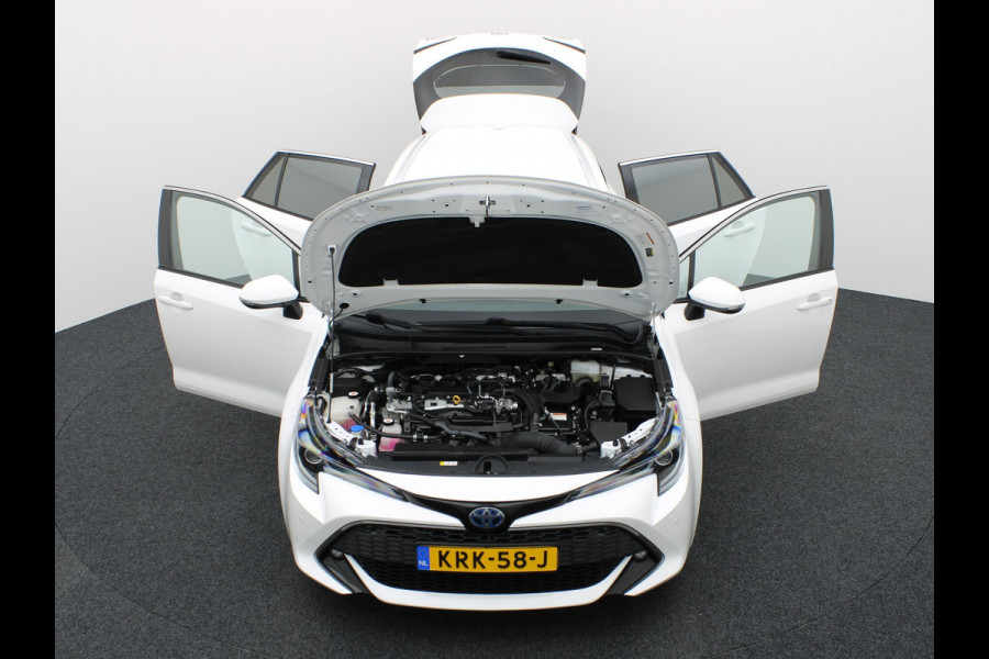 Toyota Corolla Touring Sports 2.0 Hybrid Dynamic | Apple Carplay / Android | Elek. Klep | Stoelverwarming | Prijs Rijklaar !!