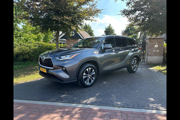 Toyota highlander 2.5 AWD Hybrid Business | 7 Persoons | Camera | Trekhaak | NL-Auto |