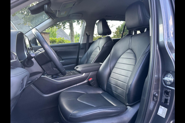 Toyota highlander 2.5 AWD Hybrid Business | 7 Persoons | Camera | Trekhaak | NL-Auto |