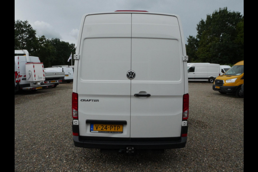 Volkswagen Crafter 2.0 TDI 100PK L3H3 Airco Trekhaak