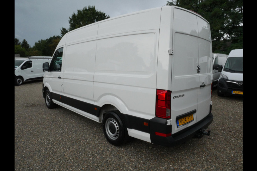 Volkswagen Crafter 2.0 TDI 100PK L3H3 Airco Trekhaak