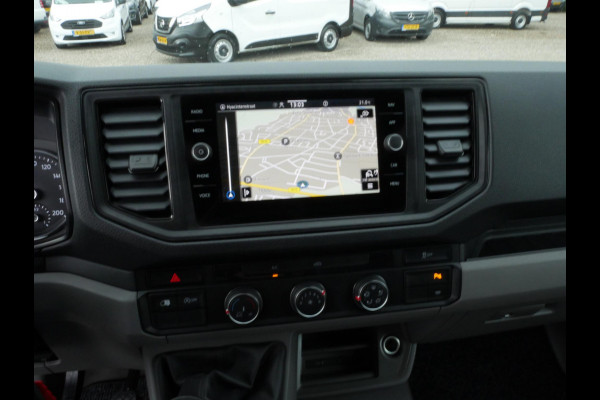Volkswagen Crafter 2.0 TDI 100PK L3H3 Airco Trekhaak