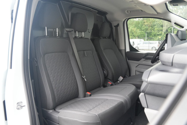 Ford E-Transit Custom 320 L1H1 Limited 71 kWh 218pk - Carplay - Camera - Stoel-stuurverwarming - Rijklaar