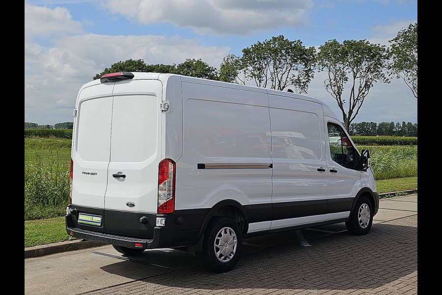 Ford Transit 310 2.0 TDCI L3H2 Trend Cruise Control, Airco, Pdc, Camera, Lane-assist, Stoelverwarming, Euro6 131 PK!