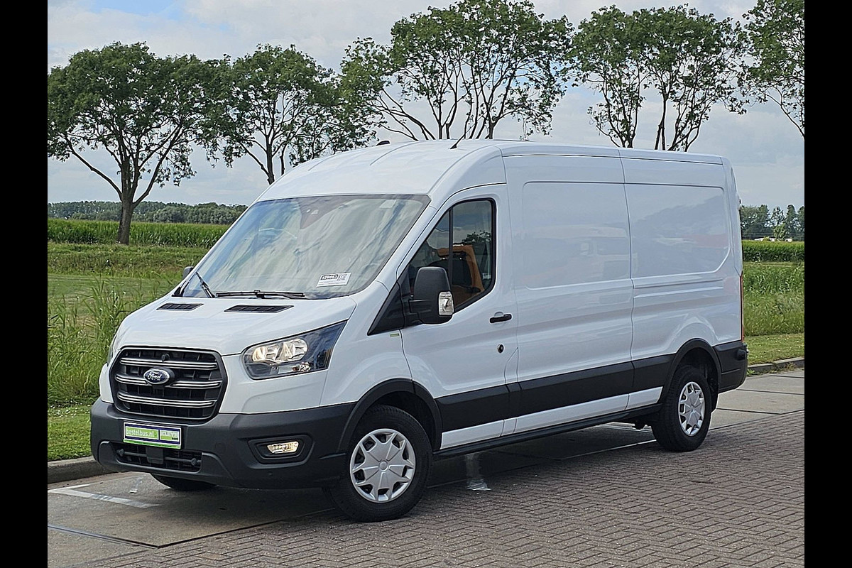 Ford Transit 310 2.0 TDCI L3H2 Trend Cruise Control, Airco, Pdc, Camera, Lane-assist, Stoelverwarming, Euro6 131 PK!