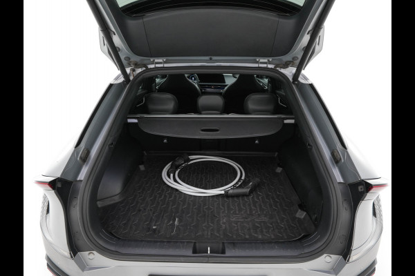 Kia Ev6 GT-Line AWD 77.4 kWh [3-Fase-11kW] (INCL-BTW) Aut. *PANO | HEAD-UP | LEATHER-ALCANTARA | ADAPTIVE-CRUISE | DIGI-COCKPIT | MERIDIAN-AUDIO | MEMORYPACK | FULL-LED | KEYLESS | TOPVIEW | DAB | BLINDSPOT | NAVI-FULLMAP | 20''ALU |