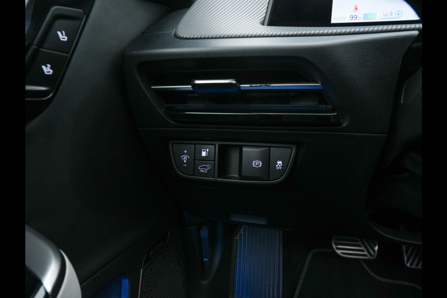 Kia Ev6 GT-Line AWD 77.4 kWh [3-Fase-11kW] (INCL-BTW) Aut. *PANO | HEAD-UP | LEATHER-ALCANTARA | ADAPTIVE-CRUISE | DIGI-COCKPIT | MERIDIAN-AUDIO | MEMORYPACK | FULL-LED | KEYLESS | TOPVIEW | DAB | BLINDSPOT | NAVI-FULLMAP | 20''ALU |