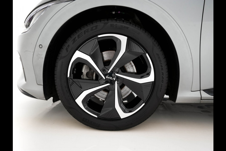 Kia Ev6 GT-Line AWD 77.4 kWh [3-Fase-11kW] (INCL-BTW) Aut. *PANO | HEAD-UP | LEATHER-ALCANTARA | ADAPTIVE-CRUISE | DIGI-COCKPIT | MERIDIAN-AUDIO | MEMORYPACK | FULL-LED | KEYLESS | TOPVIEW | DAB | BLINDSPOT | NAVI-FULLMAP | 20''ALU |