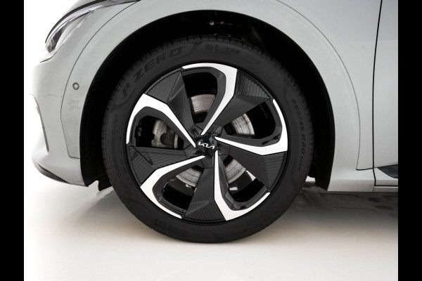 Kia Ev6 GT-Line AWD 77.4 kWh [3-Fase-11kW] (INCL-BTW) Aut. *PANO | HEAD-UP | LEATHER-ALCANTARA | ADAPTIVE-CRUISE | DIGI-COCKPIT | MERIDIAN-AUDIO | MEMORYPACK | FULL-LED | KEYLESS | TOPVIEW | DAB | BLINDSPOT | NAVI-FULLMAP | 20''ALU |