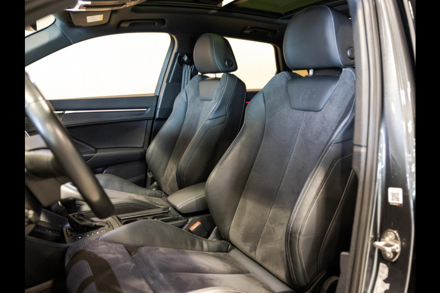 Audi Q3 45 TFSI e S-Line edition / 245pk / Panorama dak / Achteruitrij camera / Keyless / Sfeerverlichting /