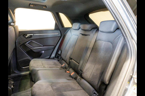 Audi Q3 45 TFSI e S-Line edition / 245pk / Panorama dak / Achteruitrij camera / Keyless / Sfeerverlichting /
