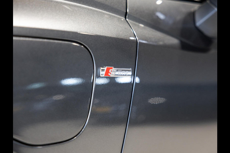 Audi Q3 45 TFSI e S-Line edition / 245pk / Panorama dak / Achteruitrij camera / Keyless / Sfeerverlichting /