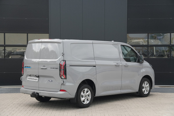Ford E-Transit Custom 320 L1H1 Limited 71 kWh 218pk - 2x Schuifdeur - Trekhaak - ProPower - Camera - Carplay - Rijklaar