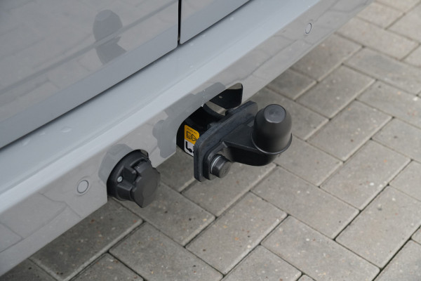 Ford E-Transit Custom 320 L1H1 Limited 71 kWh 218pk - 2x Schuifdeur - Trekhaak - ProPower - Camera - Carplay - Rijklaar