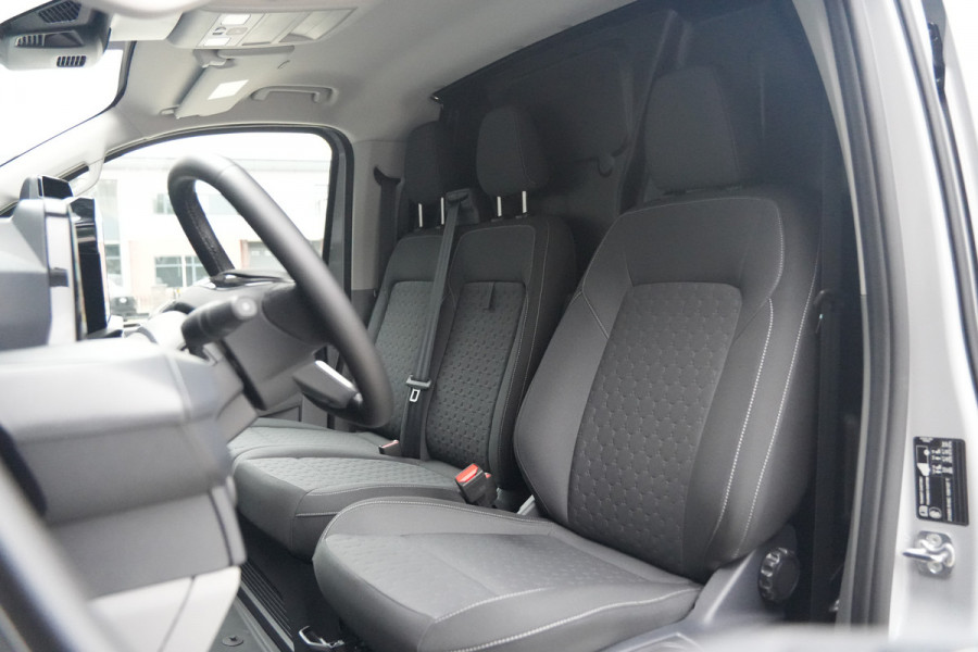 Ford E-Transit Custom 320 L1H1 Limited 71 kWh 218pk - 2x Schuifdeur - Trekhaak - ProPower - Camera - Carplay - Rijklaar