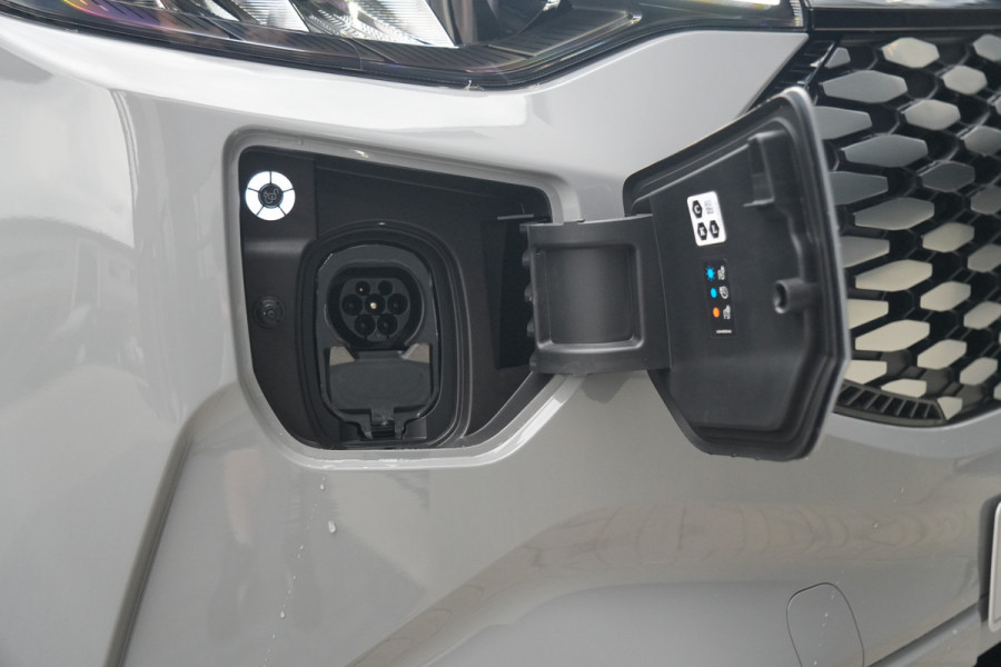 Ford E-Transit Custom 320 L1H1 Limited 71 kWh 218pk - 2x Schuifdeur - Trekhaak - ProPower - Camera - Carplay - Rijklaar