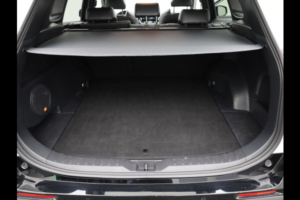 Toyota RAV4 2.5 Hybrid Bi-Tone | NL Auto | Panodak | Elek. Stoelen | 360 Camera | Apple Carplay/ Android | Bi-Tone | Prijs Rijklaar !!