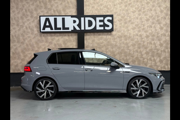 Volkswagen Golf 1.5 eTSI R-Line Edition | Pano | Keyless | Carplay | Sfeerverlichting | Stoel/Stuurverwarming | HUD