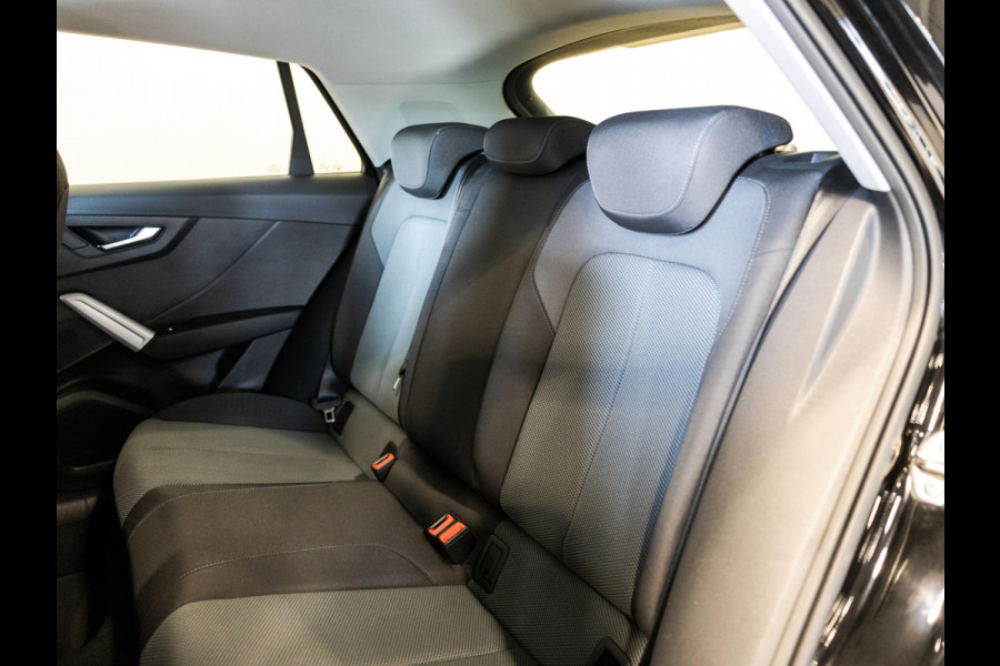 Audi Q2 30 TFSI Pro Line / 116pk / Stoelverwarming / Automatische klimaatregeling /