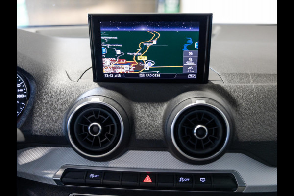 Audi Q2 30 TFSI Pro Line / 116pk / Stoelverwarming / Automatische klimaatregeling /