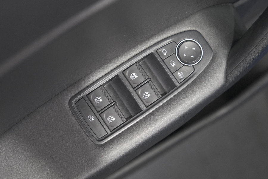 Renault Captur TCe 100 Intens | Camera | Navigatie | Parkeersensoren | Apple Carplay