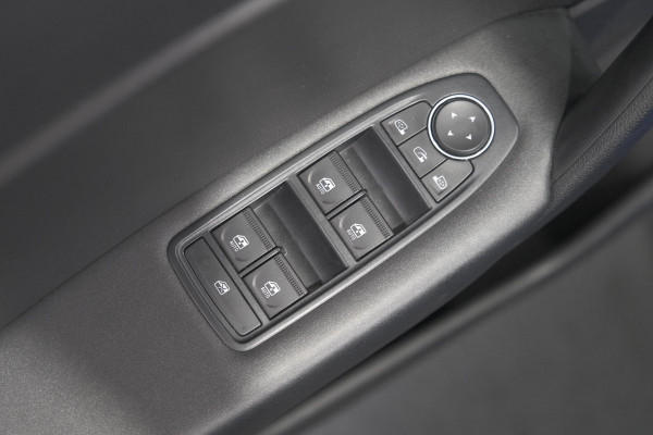 Renault Captur TCe 100 Intens | Camera | Navigatie | Parkeersensoren | Apple Carplay