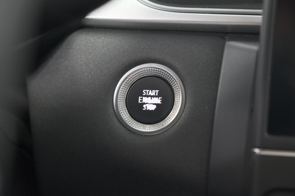 Renault Captur TCe 100 Intens | Camera | Navigatie | Parkeersensoren | Apple Carplay