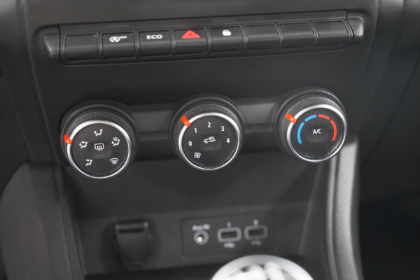 Renault Captur TCe 100 Intens | Camera | Navigatie | Parkeersensoren | Apple Carplay