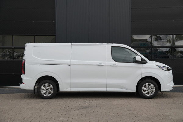 Ford E-Transit Custom 340 L2H1 Limited 71 kWh 218pk - 2x Schuifdeur - Trekhaak - Carplay - Camera - Carplay - Rijklaar