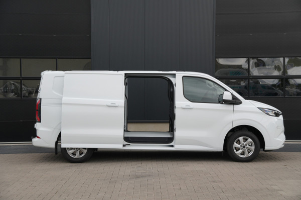 Ford E-Transit Custom 340 L2H1 Limited 71 kWh 218pk - 2x Schuifdeur - Trekhaak - Carplay - Camera - Carplay - Rijklaar