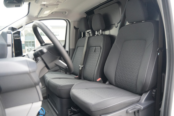 Ford E-Transit Custom 340 L2H1 Limited 71 kWh 218pk - 2x Schuifdeur - Trekhaak - Carplay - Camera - Carplay - Rijklaar