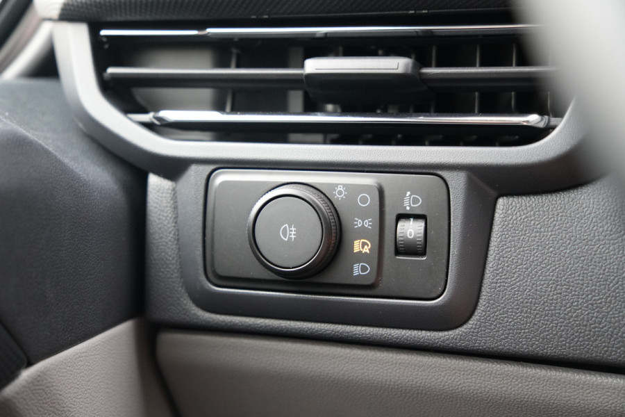 Ford E-Transit Custom 340 L2H1 Limited 71 kWh 218pk - 2x Schuifdeur - Trekhaak - Carplay - Camera - Carplay - Rijklaar