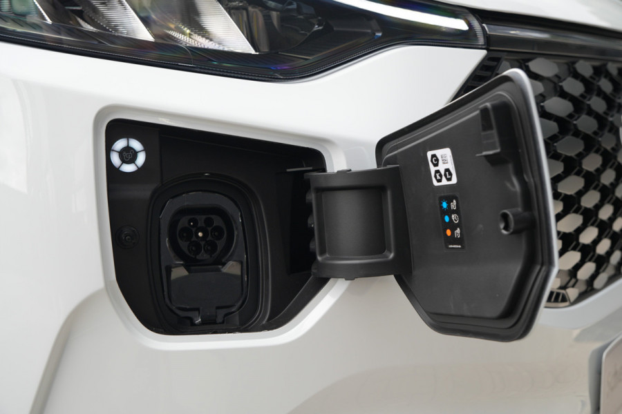 Ford E-Transit Custom 340 L2H1 Limited 71 kWh 218pk - 2x Schuifdeur - Trekhaak - Carplay - Camera - Carplay - Rijklaar