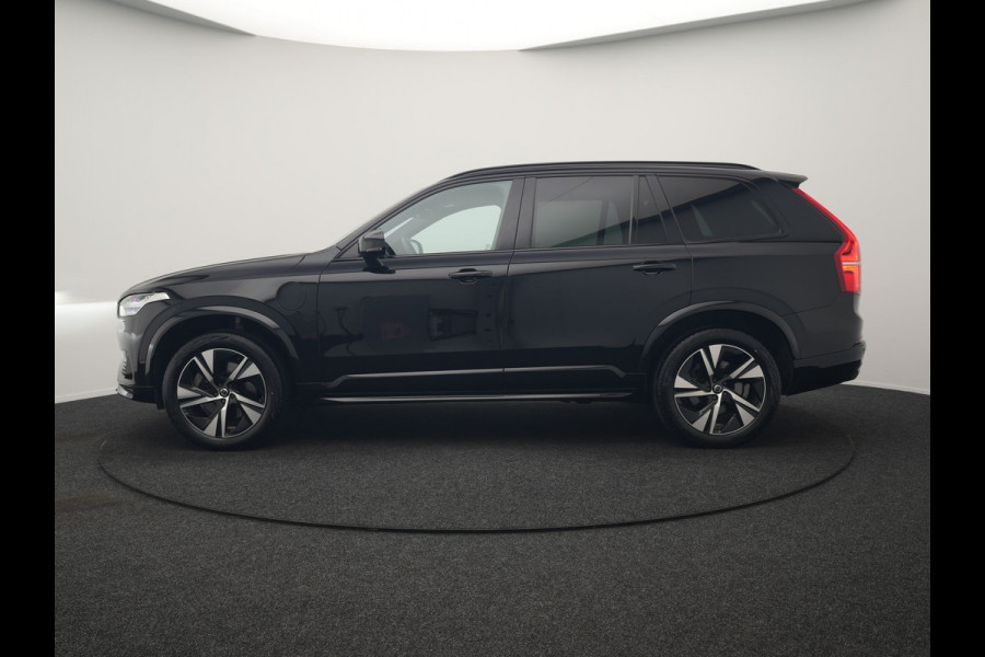 Volvo XC90 T8 Recharge AWD R-Design 7 Persoons LONG RANGE PHEV 455pk Dealer O.H. | Adaptive Cruise | 360 Camera | Lederen Sportstoelen Memory & Verwarmd | Apple Carplay | Stuur Verwarmd | Keyless | Blis | Navigatie | DAB | Virtual | Plug In Hybrid |