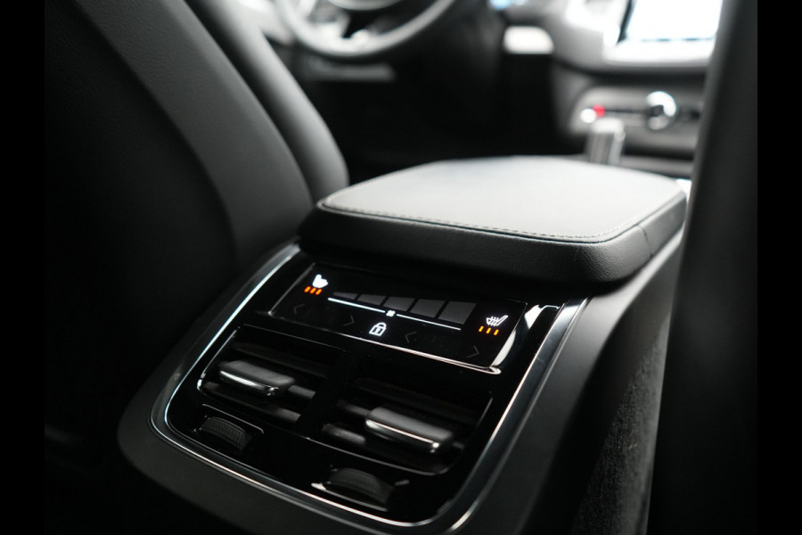 Volvo XC90 T8 Recharge AWD R-Design 7 Persoons LONG RANGE PHEV 455pk Dealer O.H. | Adaptive Cruise | 360 Camera | Lederen Sportstoelen Memory & Verwarmd | Apple Carplay | Stuur Verwarmd | Keyless | Blis | Navigatie | DAB | Virtual | Plug In Hybrid |