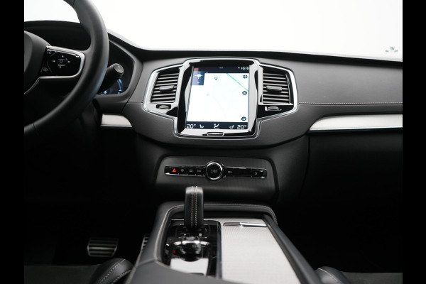 Volvo XC90 T8 Recharge AWD R-Design 7 Persoons LONG RANGE PHEV 455pk Dealer O.H. | Adaptive Cruise | 360 Camera | Lederen Sportstoelen Memory & Verwarmd | Apple Carplay | Stuur Verwarmd | Keyless | Blis | Navigatie | DAB | Virtual | Plug In Hybrid |