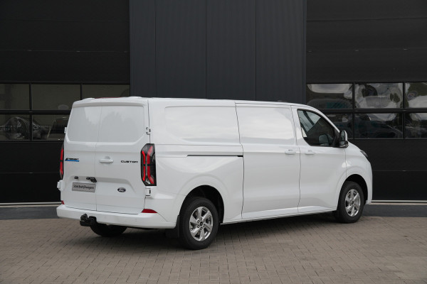 Ford E-Transit Custom 340 L2H1 Limited 71 kWh 218pk - 2x Schuifdeur - Trekhaak - Carplay - Camera - Carplay - Rijklaar