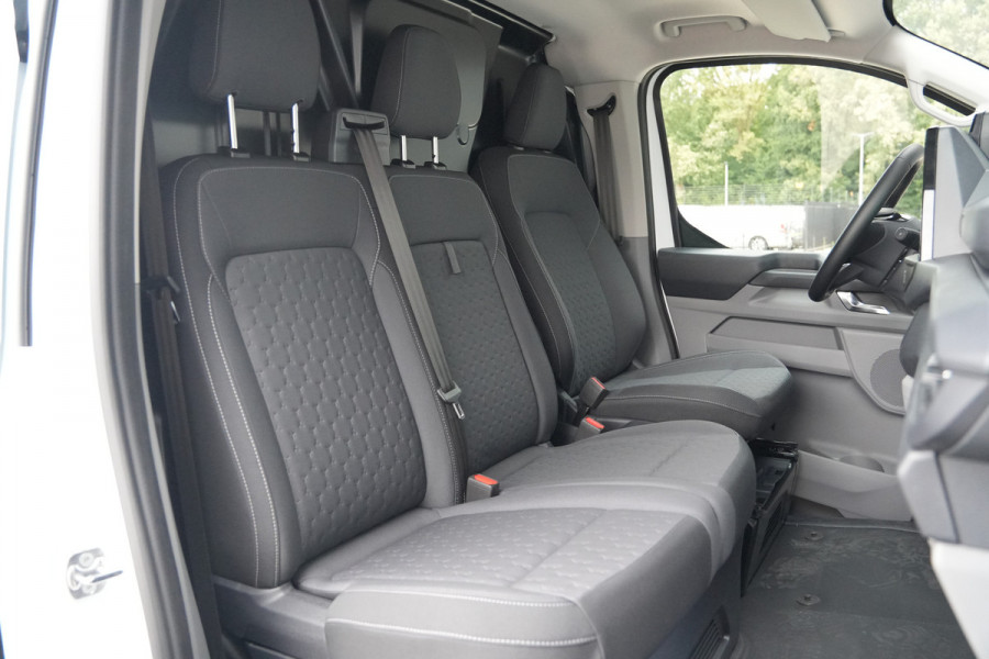 Ford E-Transit Custom 340 L2H1 Limited 71 kWh 218pk - 2x Schuifdeur - Trekhaak - Carplay - Camera - Carplay - Rijklaar