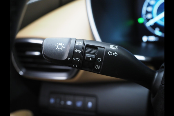 Hyundai Santa Fe 1.6 T-GDI PHEV Premium Sky 7p. | NL Auto | Panoramadak | Trekhaak | Leder | 360 | HUD | Krell | Keyless | Memory